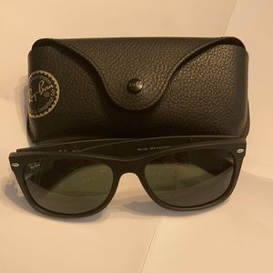 Ray-Ban New Wayfarers 58